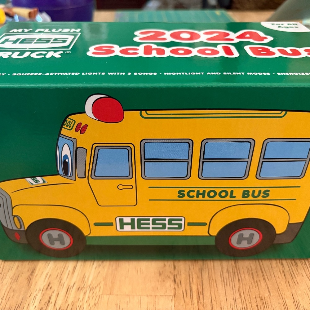 2024 Hess plush school bus (new in box)